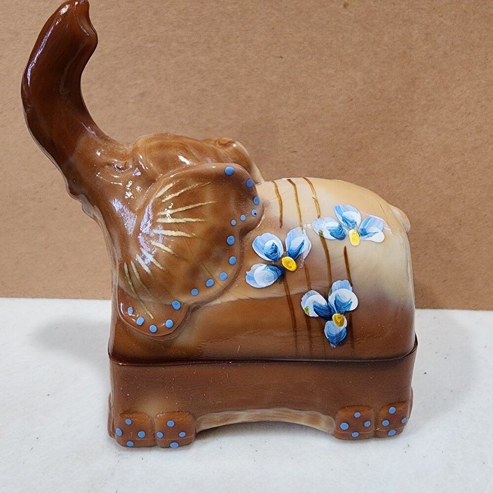 FENTON ART GLASS CHOCOLATE SLAG ELEPHANT TRINKET BOX
